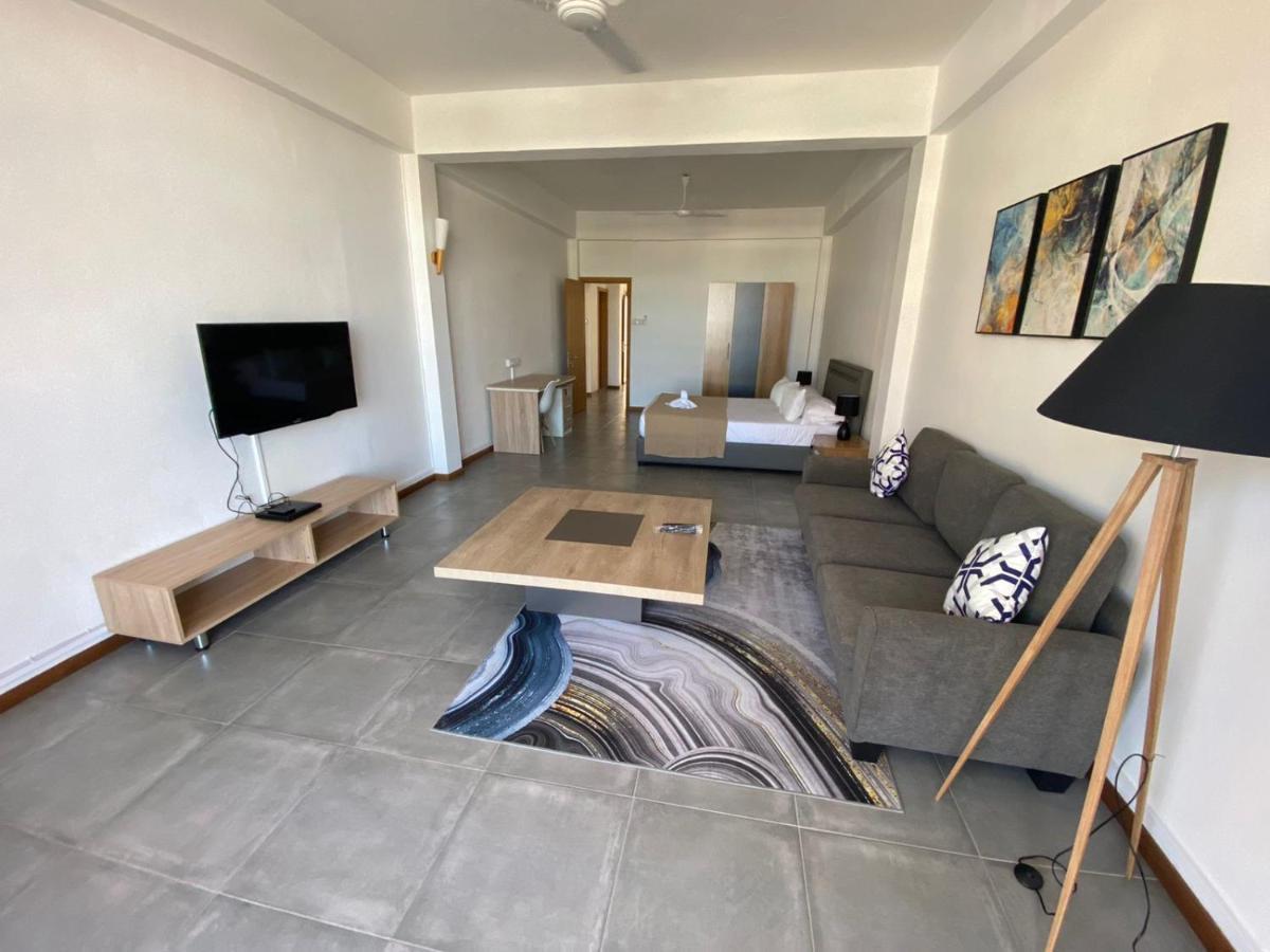 Dragon Nest Apartments Πορ-Λουί Εξωτερικό φωτογραφία