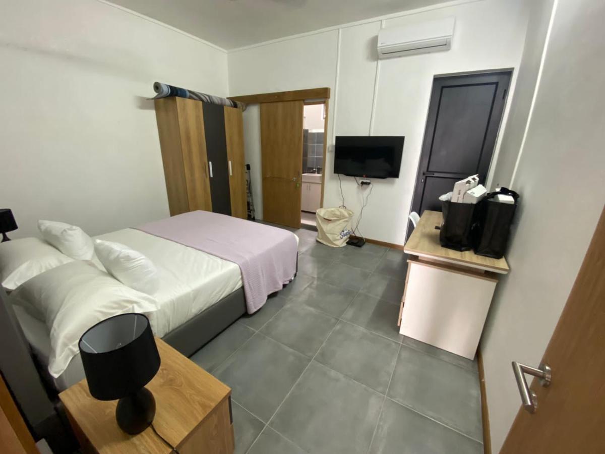 Dragon Nest Apartments Πορ-Λουί Εξωτερικό φωτογραφία
